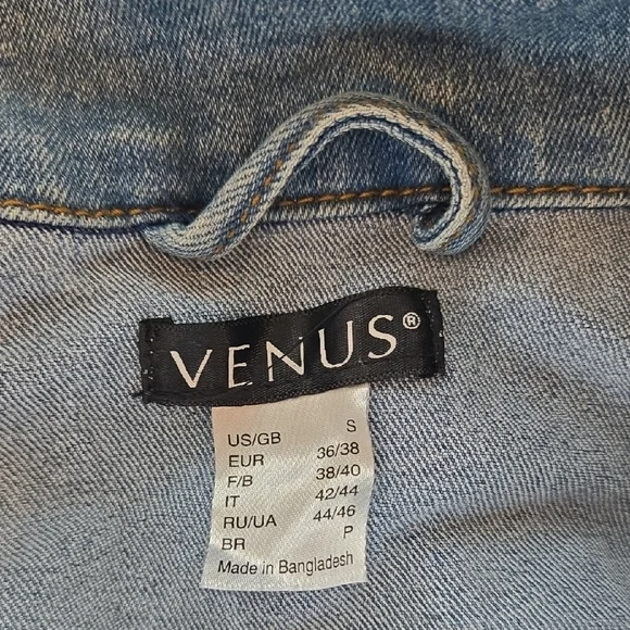 VENUS Cropped Denim Jacket - Picture 2 of 2